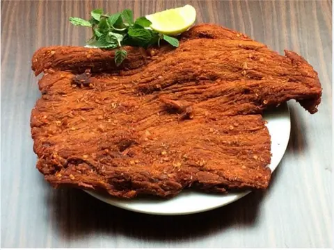 Hình ảnh Khô bò miếng to Thượng Hạng (350 gram)