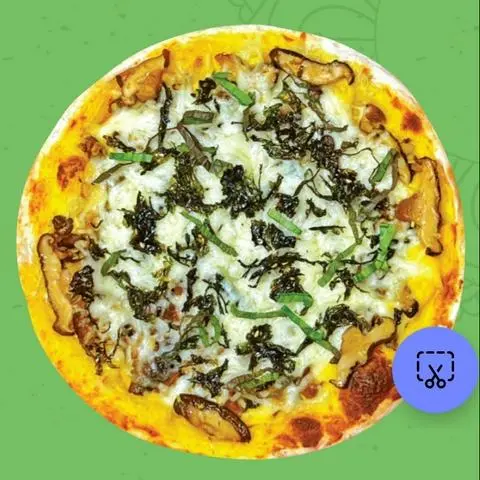Hình ảnh Pizza chay nấm xào rong biển hạnh nhân