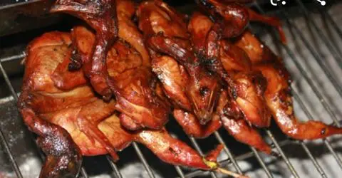Hình ảnh Chim cút nướng sa tế
