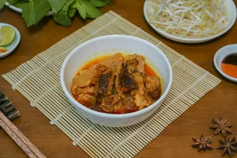 Hình ảnh Sốt Vang Thêm