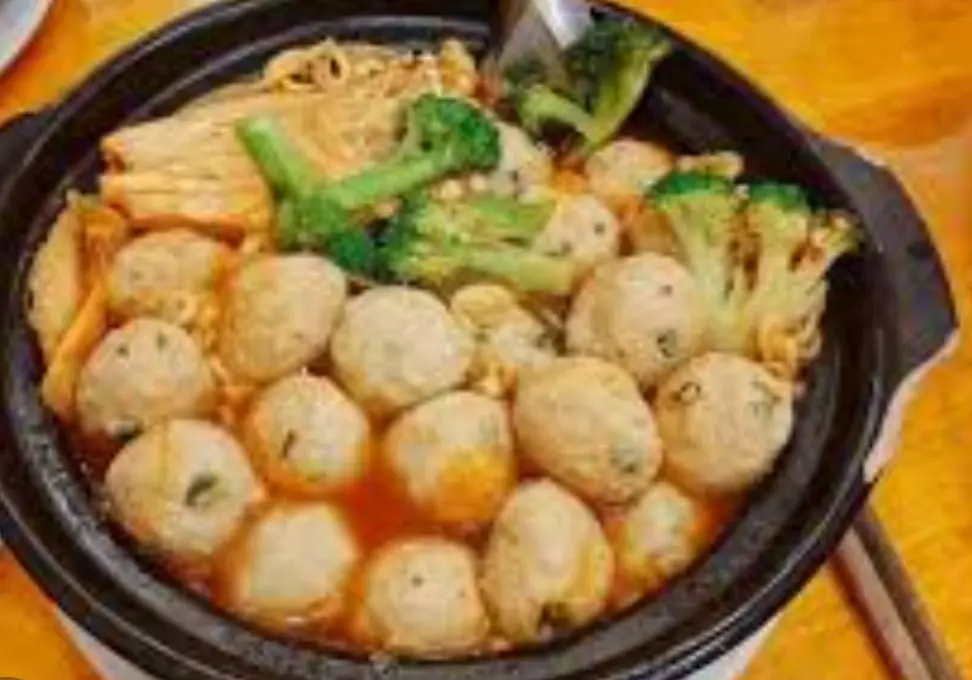 Hình ảnh mì cay cá viên 