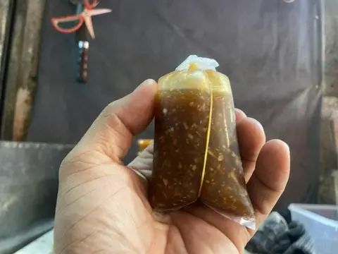 Hình ảnh SỐT CHẤM VỊT NƯỚNG, QUAY 