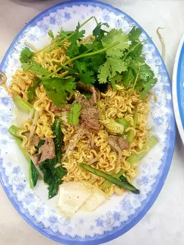 Hình ảnh Mì gói xào bò