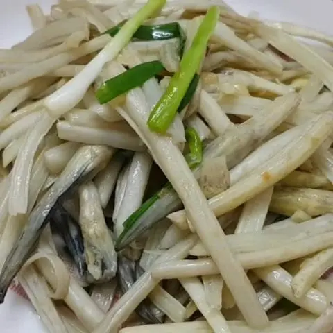 Hình ảnh ngó sen xào tỏi 