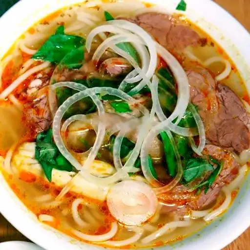 Hình ảnh Bún bò nạm chả