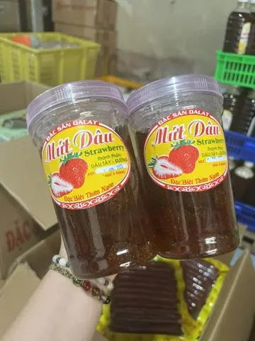 Hình ảnh Mứt Dâu Tây Đà Lạt 700g