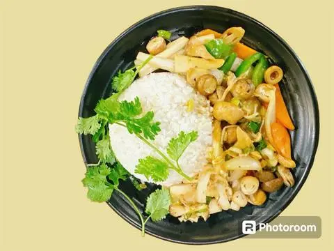 Hình ảnh Cơm chay rau xào 3 loại nấm