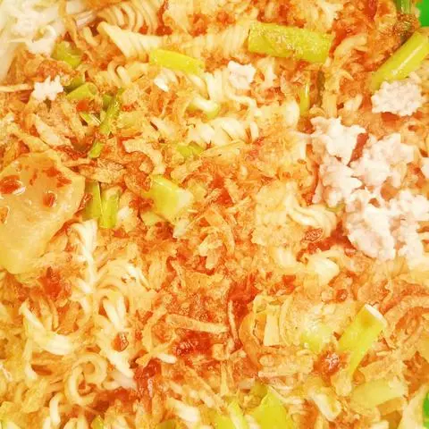 Hình ảnh mì gói khô bò viên 