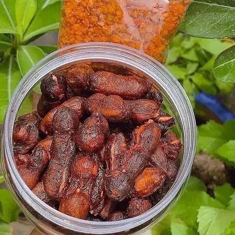 Hình ảnh Me lào muối tôm (500g)