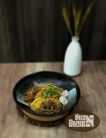 Hình ảnh Mì trộn khô sốt thập cẩm Nhân Duyên chay