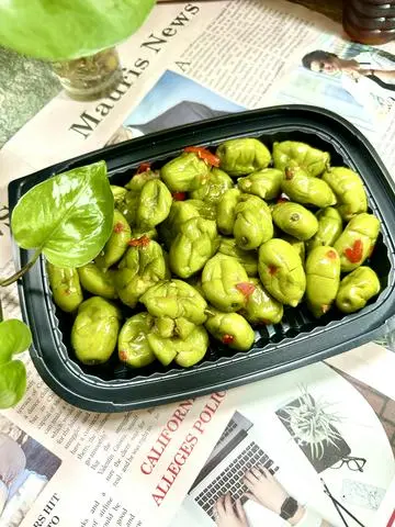 Hình ảnh cà na dập muối ớt siêu cay