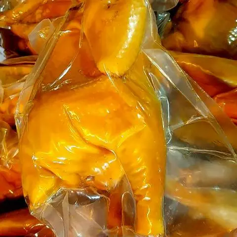 Hình ảnh Gà ủ muối nguyên con không chặt