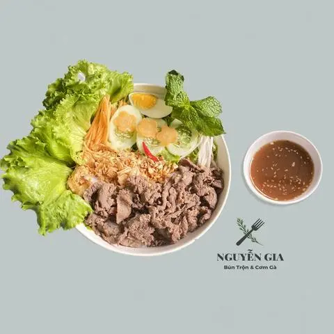 Hình ảnh Bún Trộn Bò Sốt Me