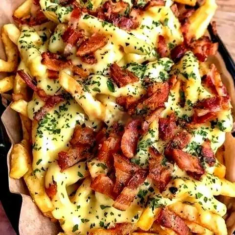 Hình ảnh Loaded Bacon and cheddar cheese Fries