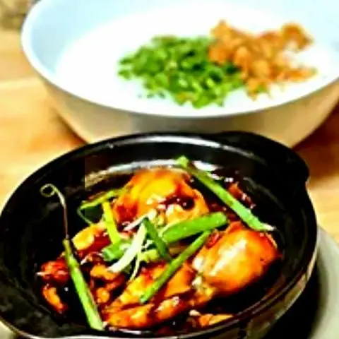 Hình ảnh Cháo hương hành - Ếch kho Singapore 1 con