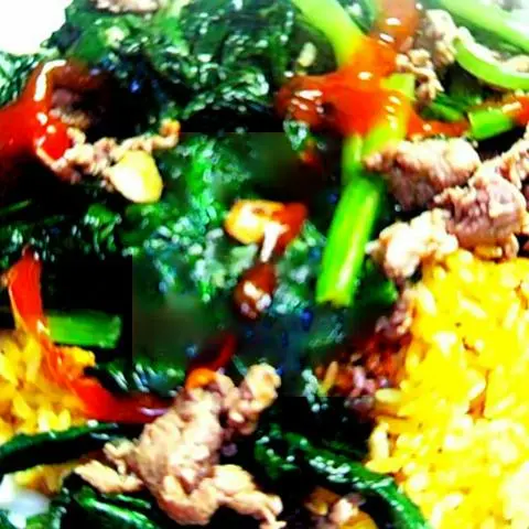 Hình ảnh Cơm chiên bò xào cải ngọt