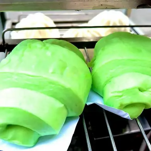 Hình ảnh Bánh bao lá dứa