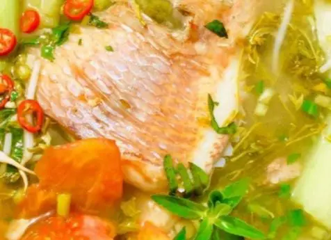 Hình ảnh Canh chua đầu cá điêu hồng