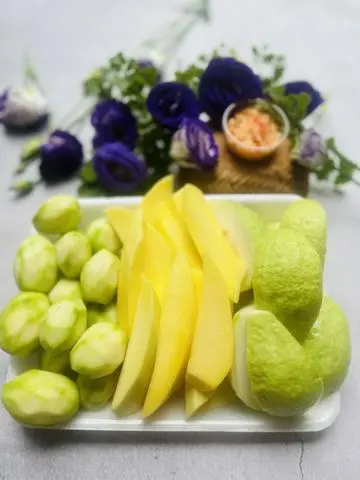 Hình ảnh Cóc Non, Xoài, Ổi - Khay 1kg