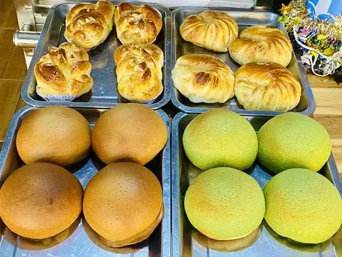 Hình ảnh Bánh paparoti matcha nhân phô mai 