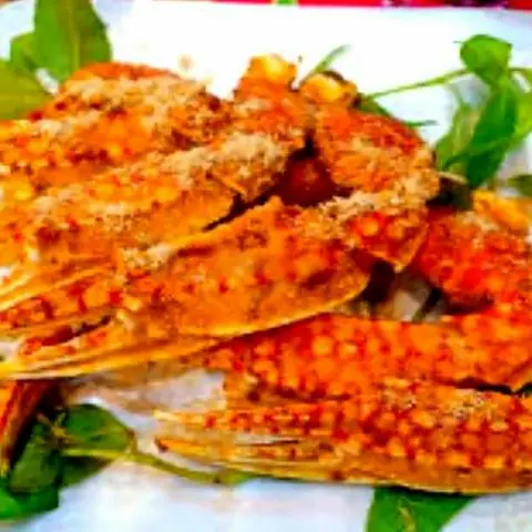 Hình ảnh Càng Ghẹ Rang Muối