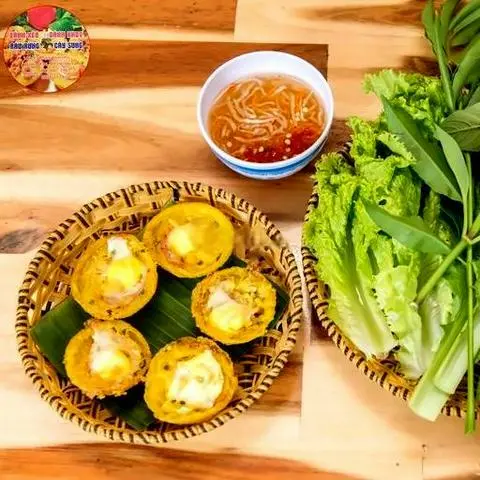 Hình ảnh Combo 3: 2 cái Bánh xèo trứng + 1 Bánh Khọt Trứng