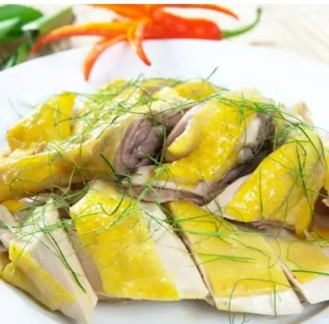 Hình ảnh Gà chặt 1/4 