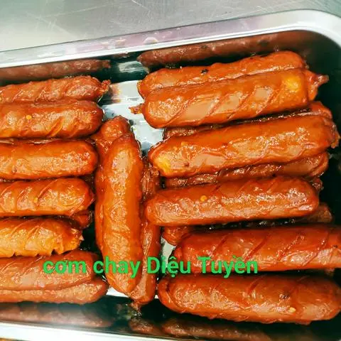 Hình ảnh xúc xích chay 
