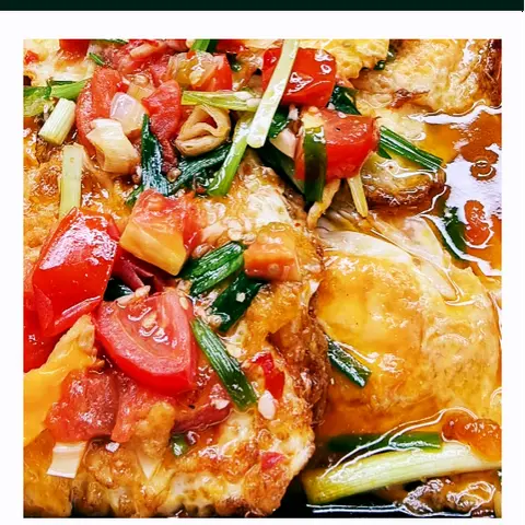 Hình ảnh cơm trứng ốp la sốt cà chua