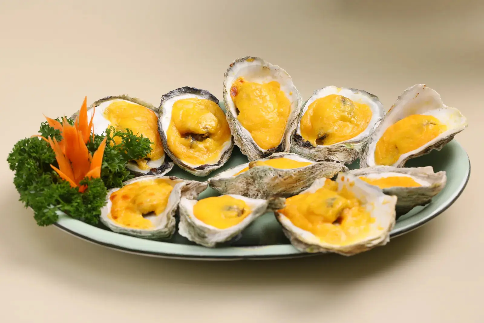 Hình ảnh Hàu đại dương nướng phô mai