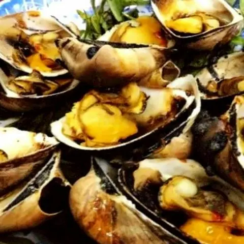 Hình ảnh Sò Sữa Nướng Muối Ớt