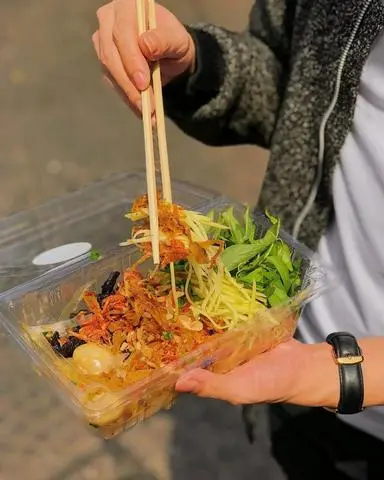 Hình ảnh Bánh tráng không khô - nhiều trứng
