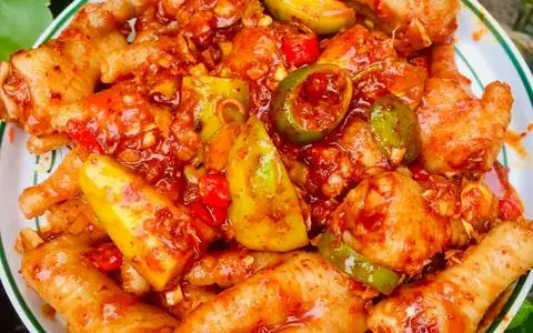 Hình ảnh CHÂN GÀ SỐT THÁI RÚT XƯƠNG 