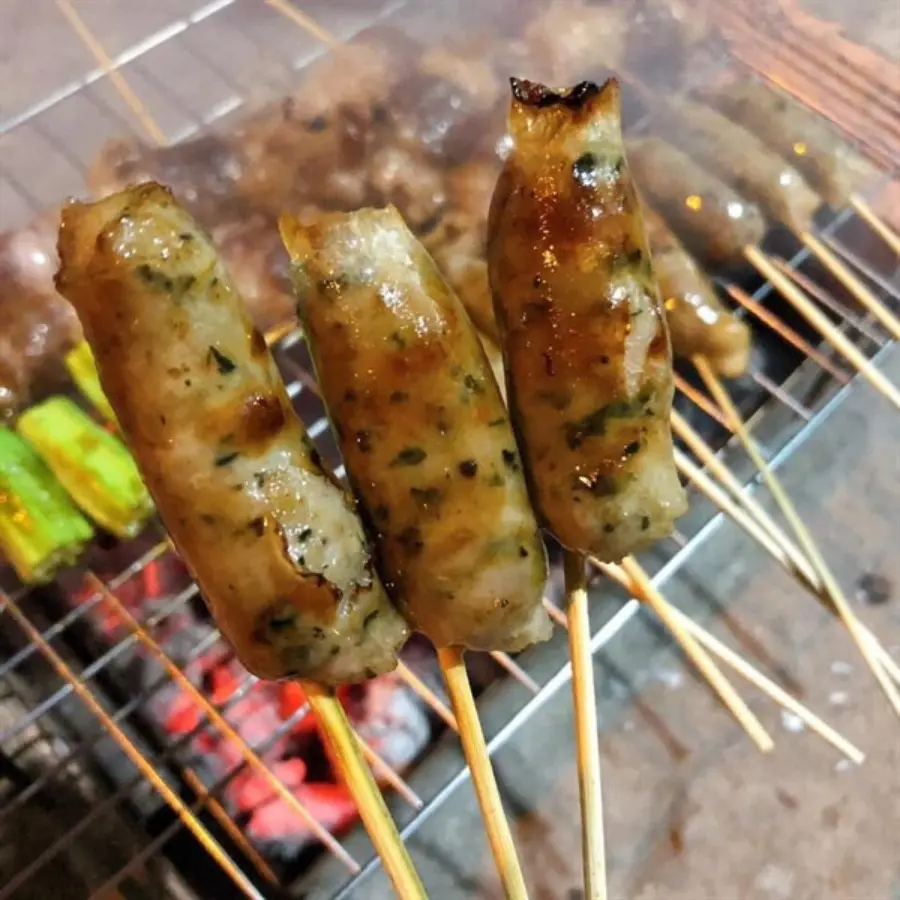 Hình ảnh Bò Cuộn Lá Lốp Chiên/ phần