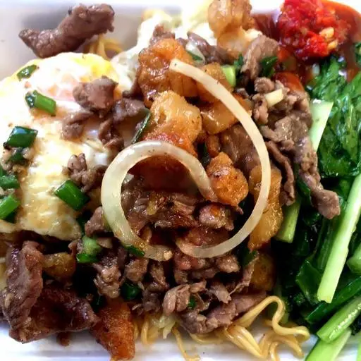 Hình ảnh Nui xào bò và trứng