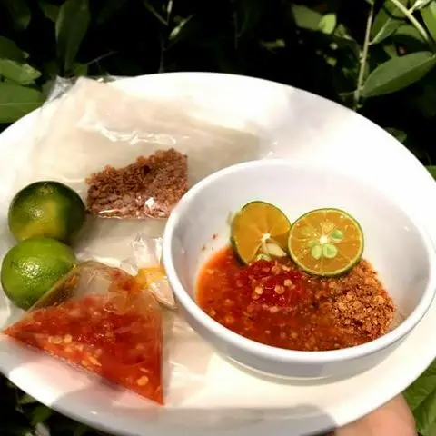 Hình ảnh Bánh tráng ớt tắc
