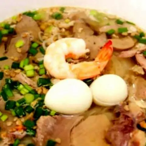 Hình ảnh Bún gạo thập cẩm nước