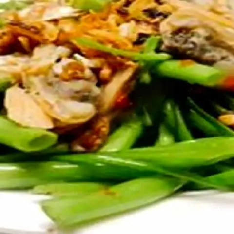 Hình ảnh Sò Dẹo Xào Rau Muống