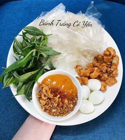 Hình ảnh Bánh Tráng Chấm Muối Béo