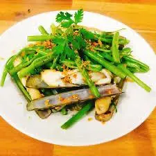 Hình ảnh Ốc Móng Tay Xào Rau Muống