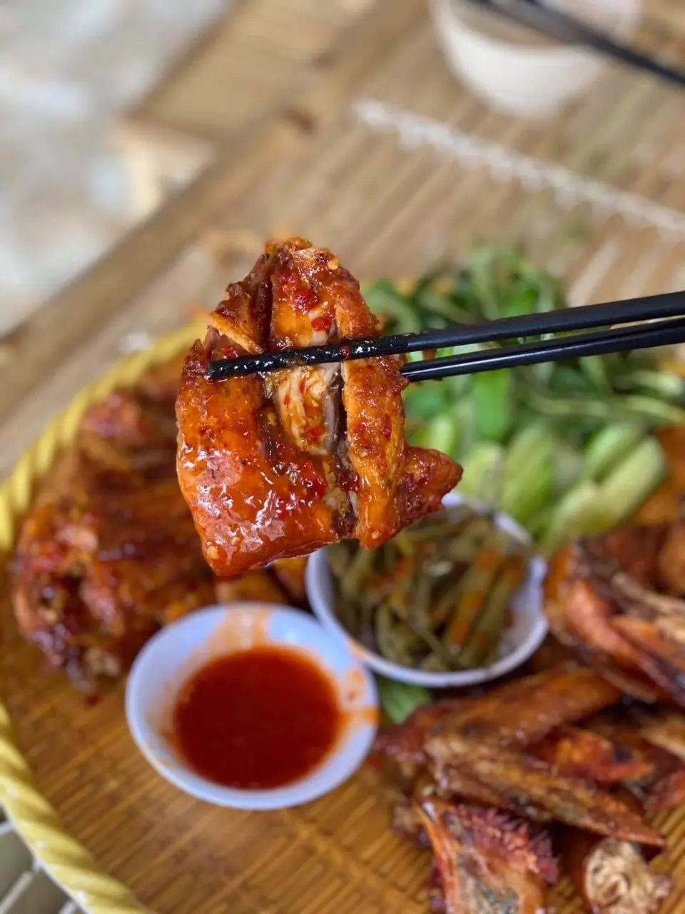 Hình ảnh Gà muối cỏ