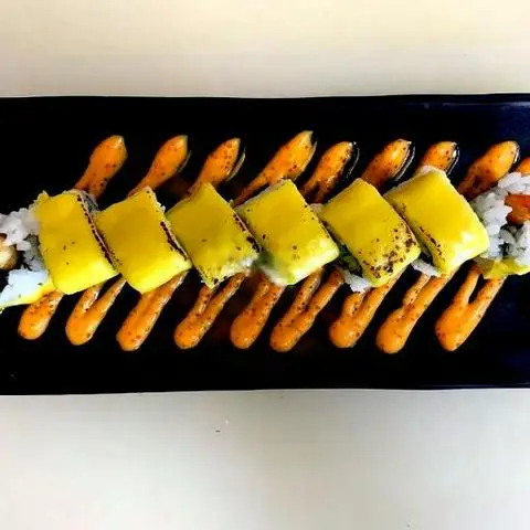 Hình ảnh Cơm Cuộn Tôm Tem Phômai  Sốt Dynamite