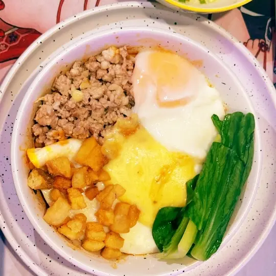 Hình ảnh Mì trộn  cá viên