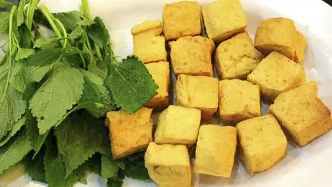 Hình ảnh tàu hủ bi