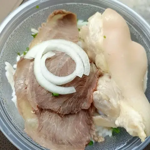 Hình ảnh BÚN BÒ GIÒ HEO _BẮP BÒ 
