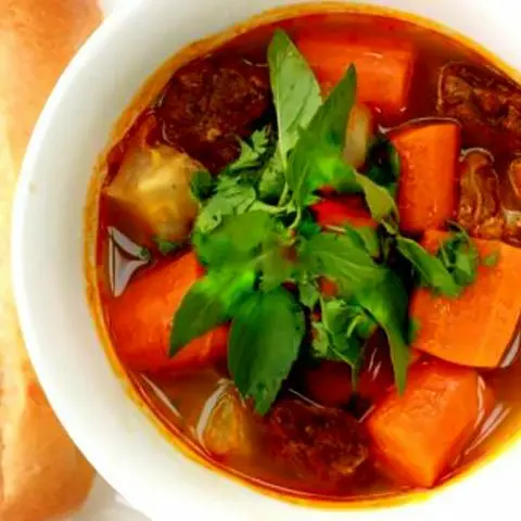 Hình ảnh Bò kho bánh mì