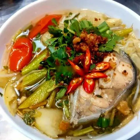 Hình ảnh Cơm canh chua cá hú