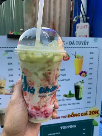 Hình ảnh Matcha Latte dâu
