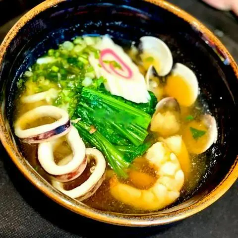 Hình ảnh Udon hải sản lớn