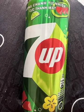 Hình ảnh 7Up Lon + Ly Đá Khổng Lồ 